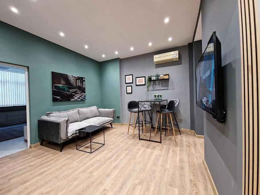 S Irma Apartment - In The Heart Of صوفيا المظهر الخارجي الصورة